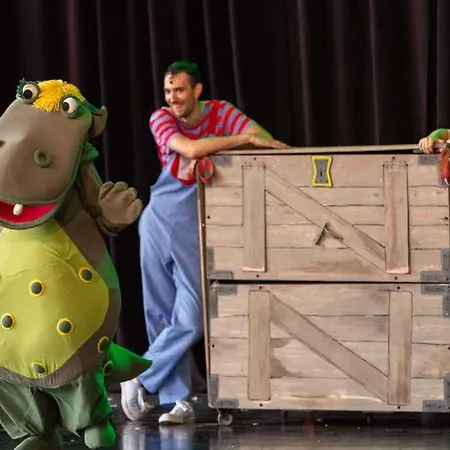 아파트 - Balaton 20085 *