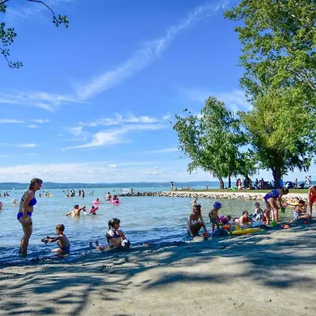 - Balaton 20085 Apartmán