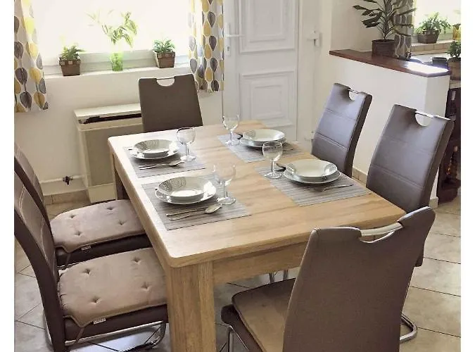 - Balaton 20085 Lägenhet Balatonszarszo