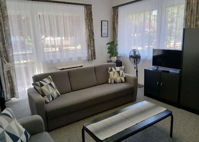 - Balaton 20085 Lägenhet