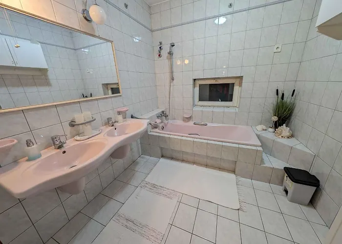 - Balaton 20085 Lägenhet